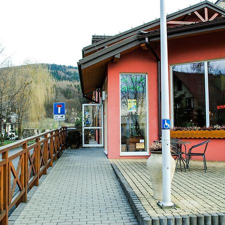 Hotel Krak Myślenice Buitenkant foto