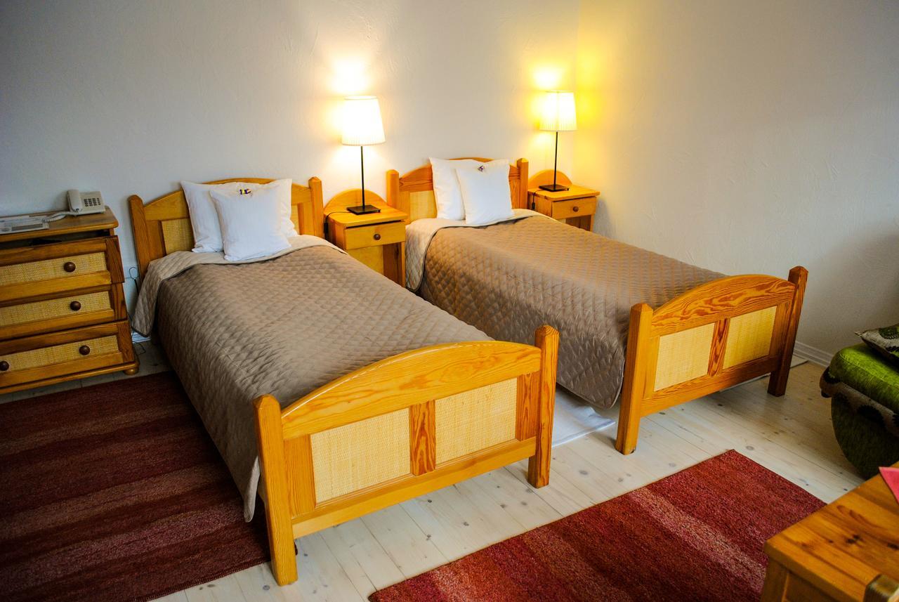 Hotel Krak Myślenice Buitenkant foto