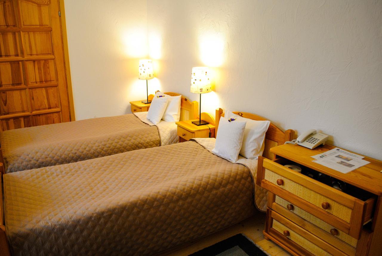 Hotel Krak Myślenice Buitenkant foto