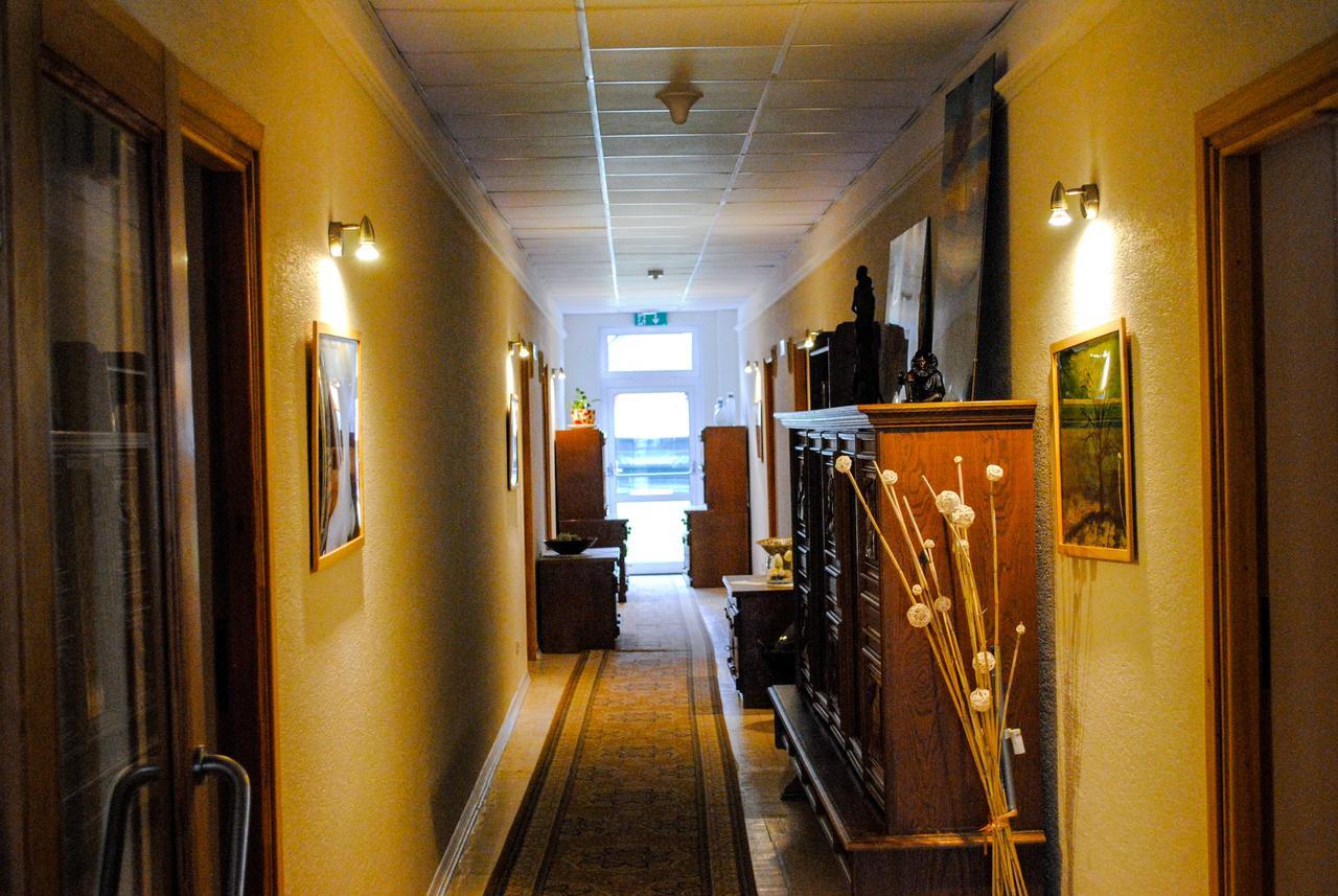 Hotel Krak Myślenice Buitenkant foto
