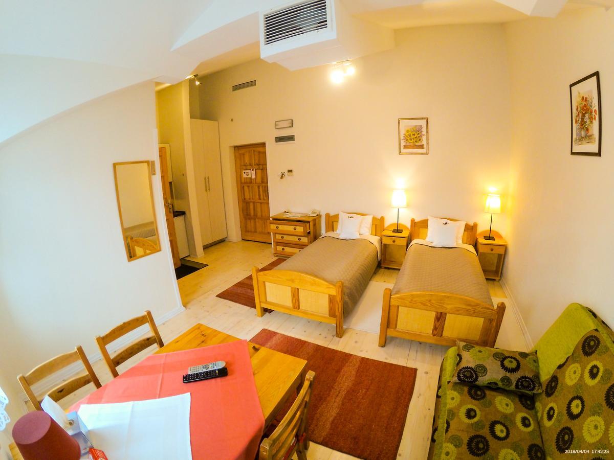 Hotel Krak Myślenice Buitenkant foto