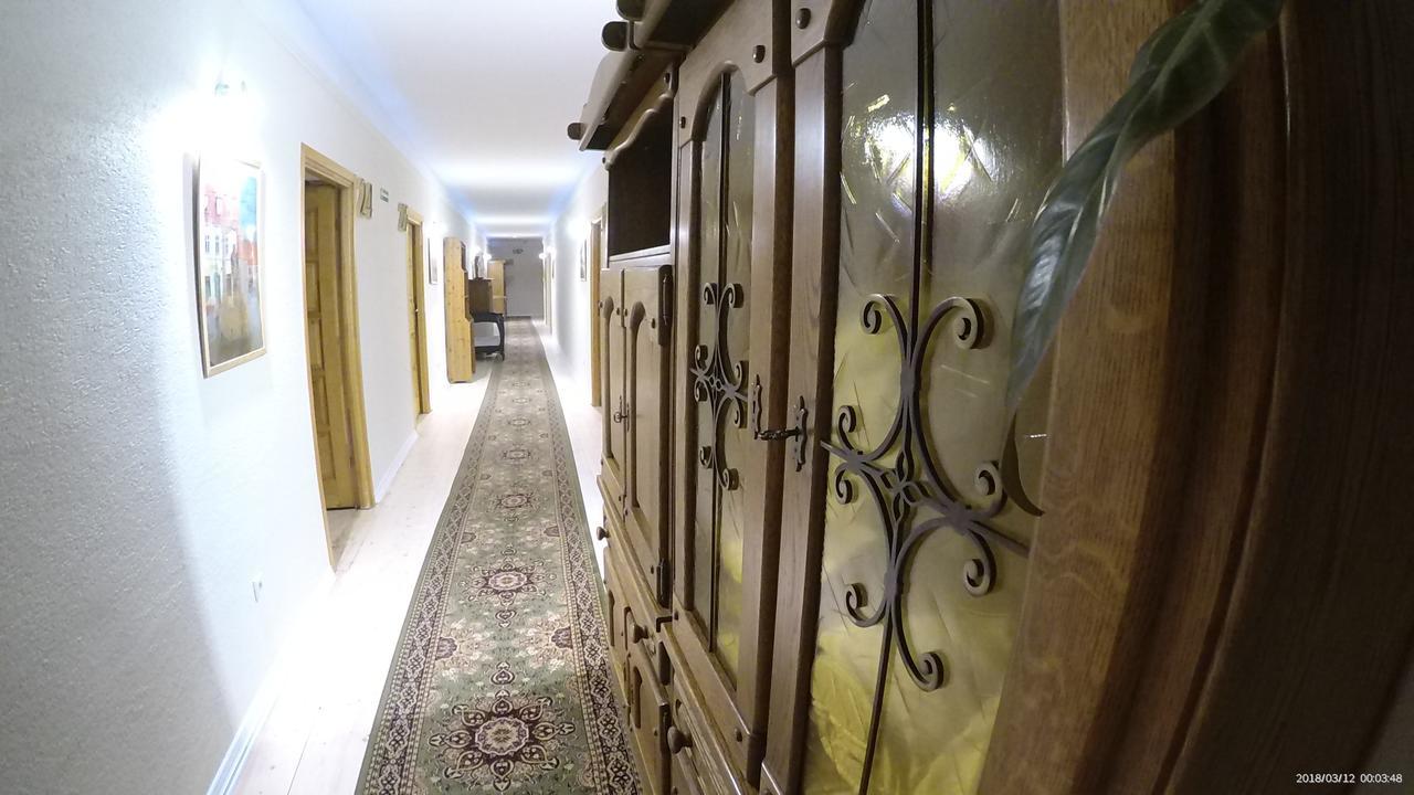 Hotel Krak Myślenice Buitenkant foto